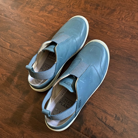 Keen Lorelai II Blue Leather Slip-On Sneakers Sling Back Size 9.5 - Picture 3 of 12